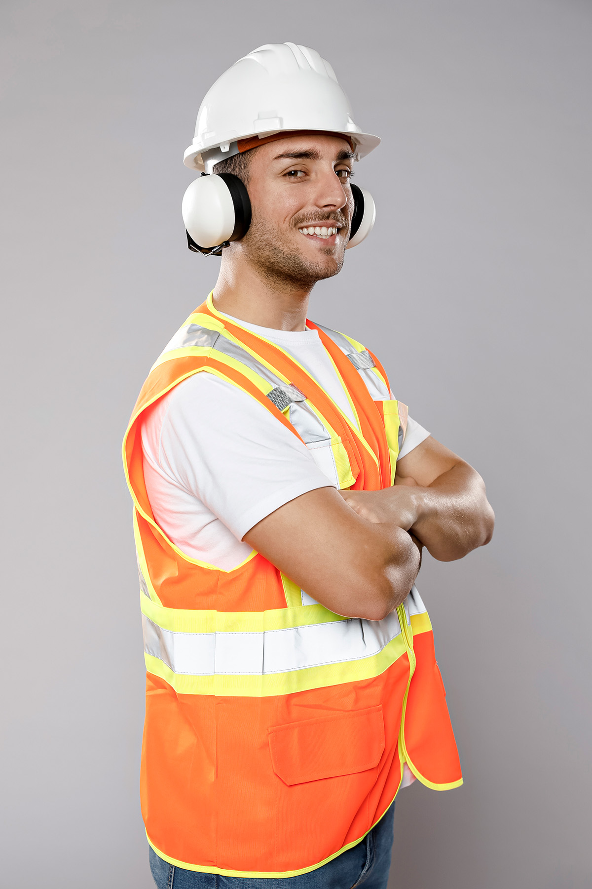 Colaborador de Invertrans10 con equipo de protección personal